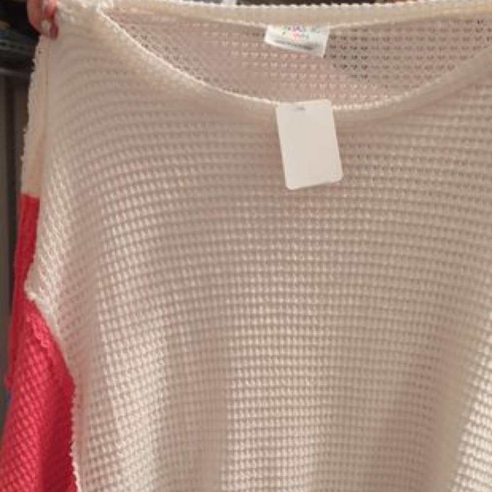 New With Tag! Fantastic Fawn Women's Small Oversized Waffle Knit Color Sweater